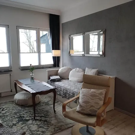 Deich Apartment *